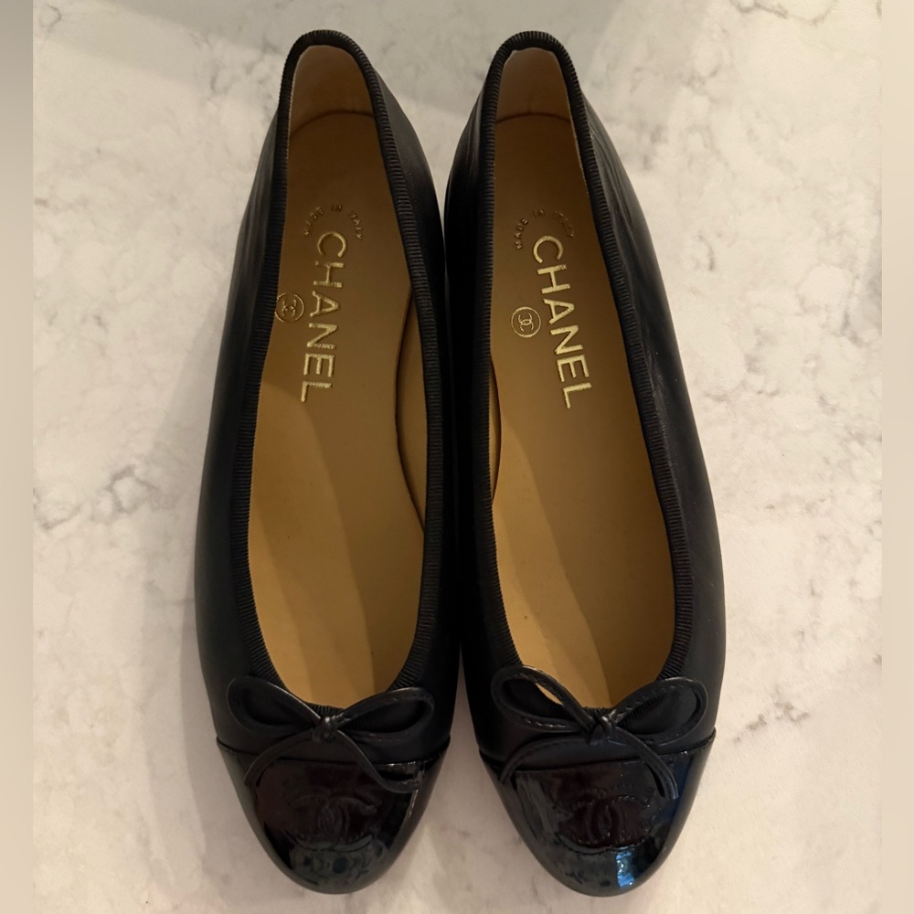Chanel Ballet Flats 37 Lambskin and Patent Leather Black